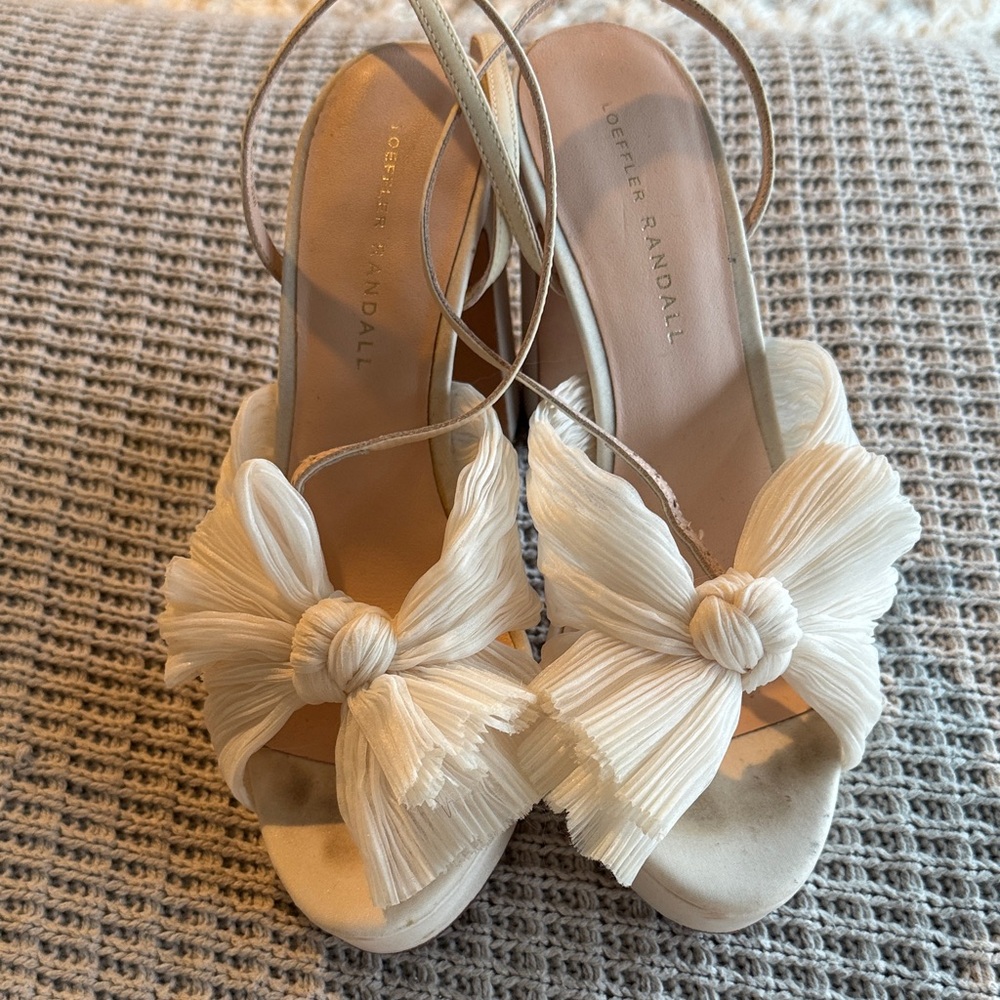 Loeffler Randall Cream Bow Heels